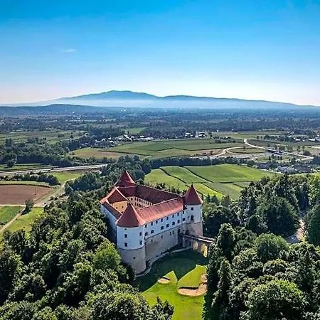 Brezov Kot